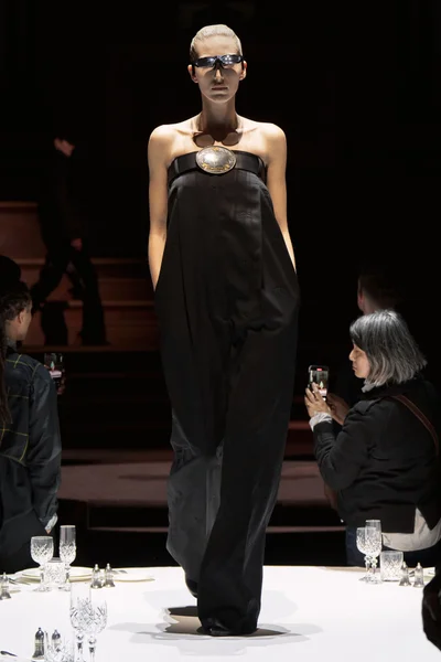 Look 37